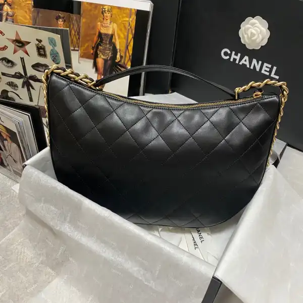 Firstbag Ru CHANEL HIPPIE BAG