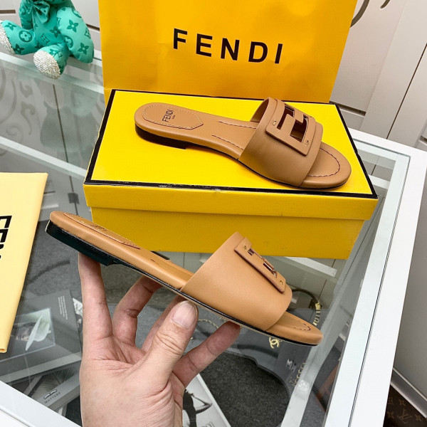 HOT SALE Fendi Signature