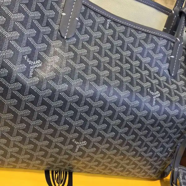 GOYARD TOTE BAG