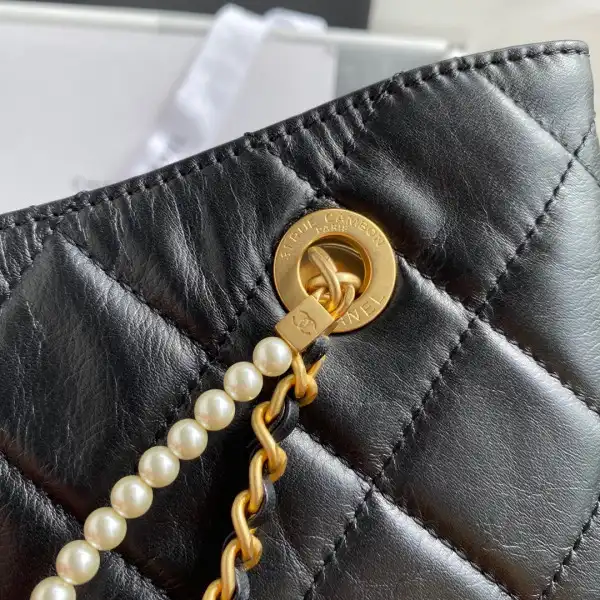 First bag ru CHANEL SHOPPING BAG