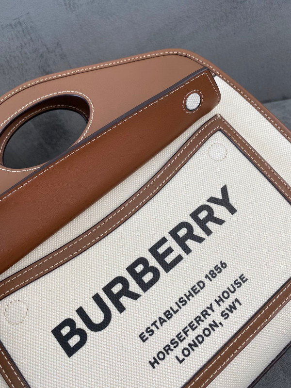 HOT SALE BURBERRY SMALL Pocket Tote