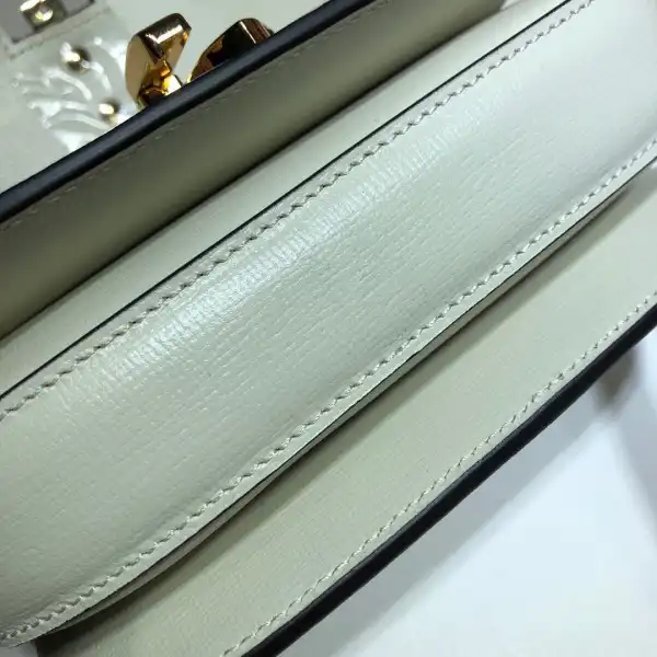 Yupoo bagsoffer GUCCI Sylvie 1969 mini shoulder bag