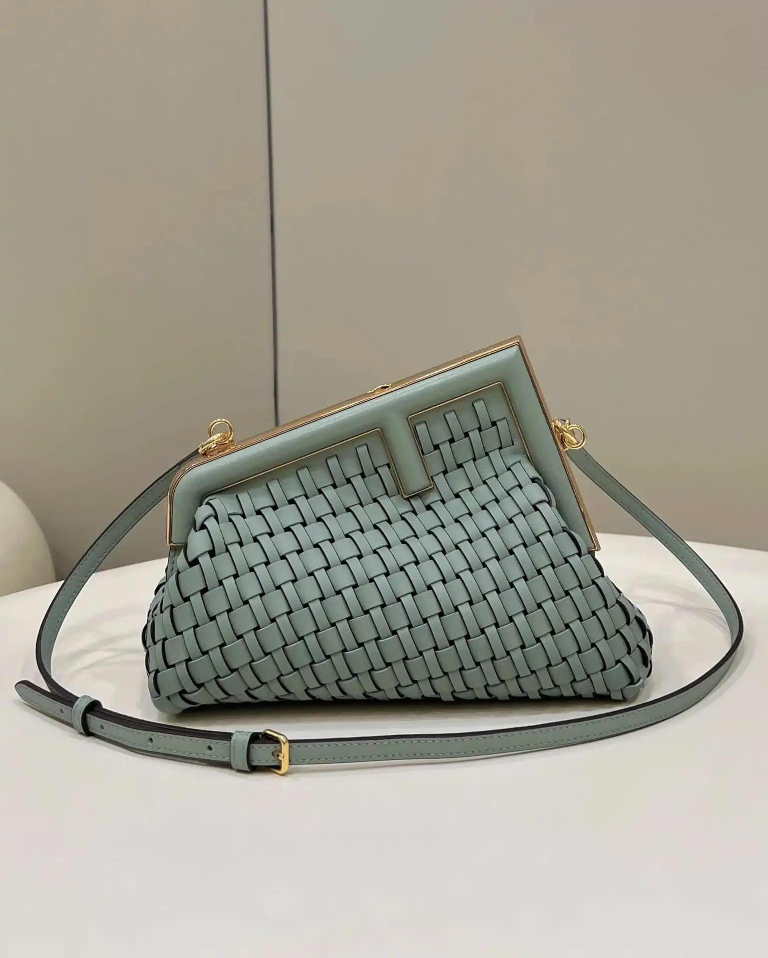 Frstbag ru FENDI FIRST-32.5-15-23.5cm