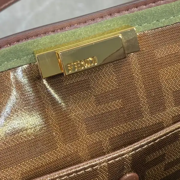 First bag ru FENDI PEEKABOO