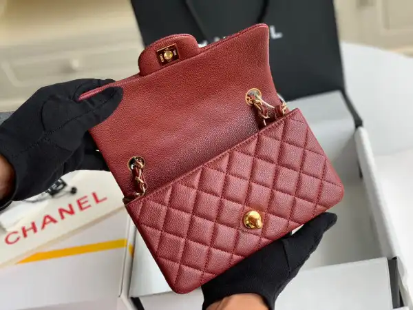 CHANEL FLAP BAG 20CM