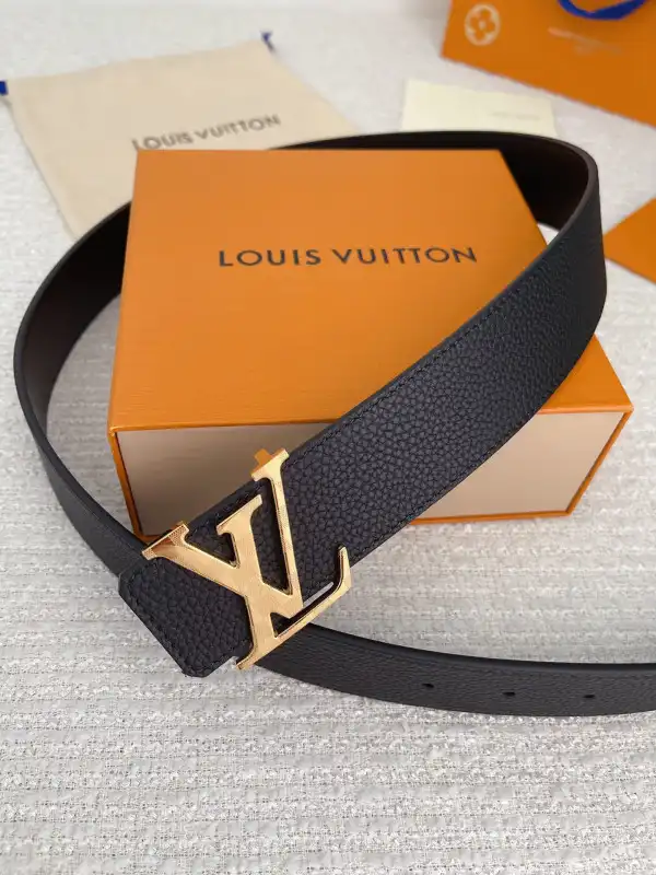 LOUIS VUITTON BELT