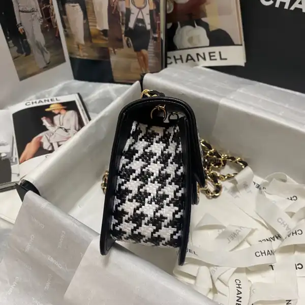 CHANEL FLAP BAG