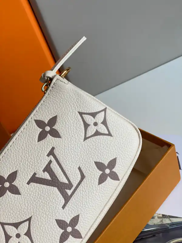 LOUIS VUITTON MINI POCHETTE ACCESSOIRES