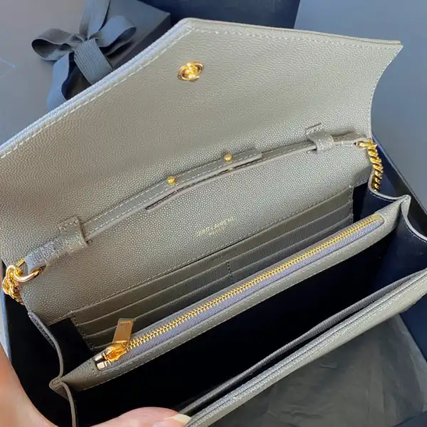 Yupoo bagsoffer YSL CASSANDRE MATELASSÉ CHAIN WALLET