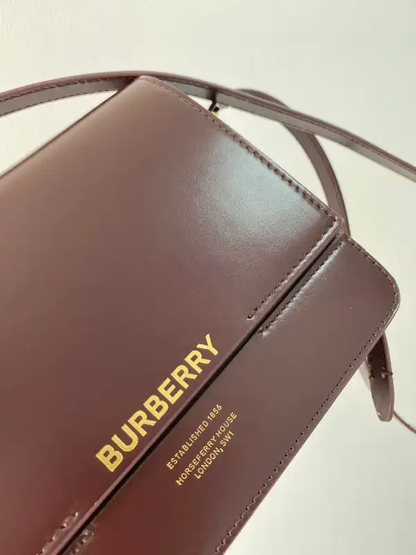 BURBERRY Small Leather Grace Bag