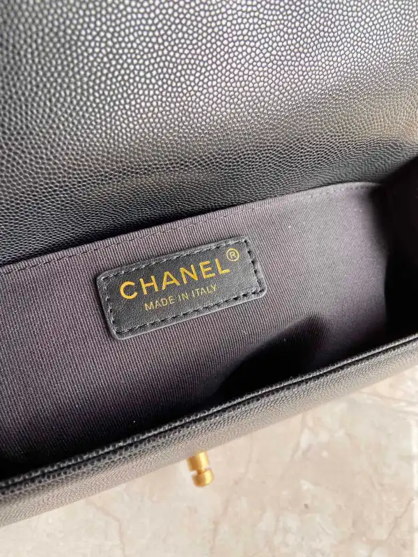 CHANEL BOY BAG 20CM 25CM