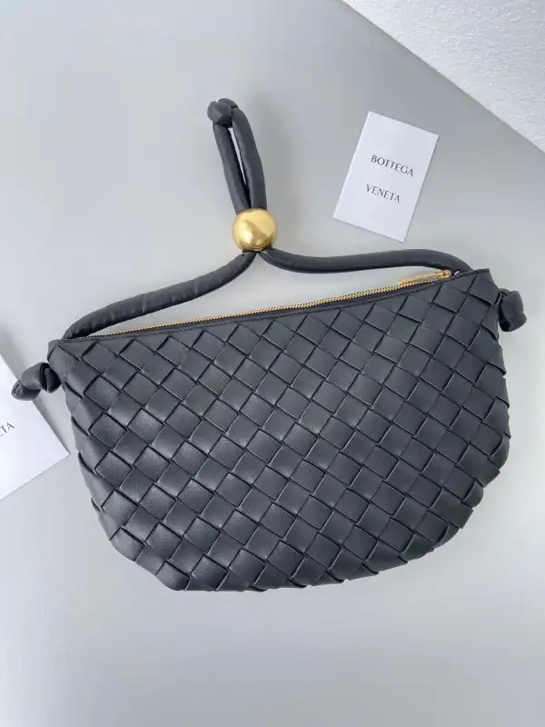 Bagsoffer BOTTEGA VENETA Turn