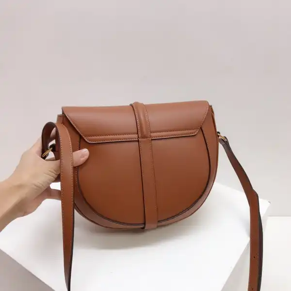 Bagsoffer CELIN* BESACE 16 BAG IN SATINATED CALFSKIN