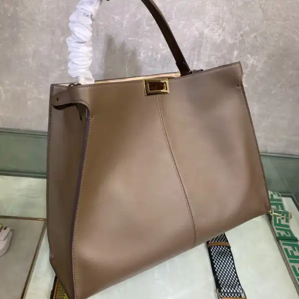 Bagsoffer yupoo FENDI PEEKABOO