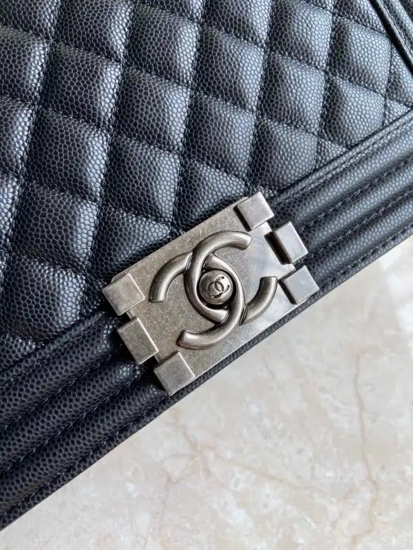 First bag ru CHANEL BOY BAG 20CM 25CM