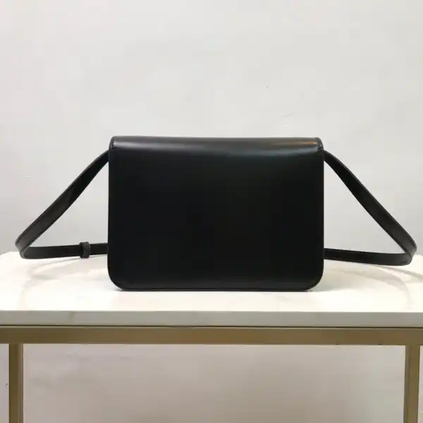 BURBERRY SMALL TB Bag