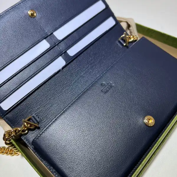 Cheap GUCCI GG wallet with chain