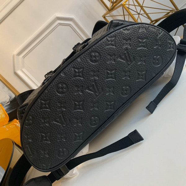 [FREE SHIPPING] LOUIS VUITTON CHRISTOPHER PM