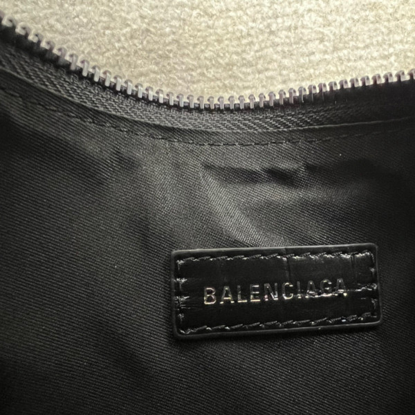 HOT SALE BALENCIAGA WOMEN'S LE CAGOLE XS SHOULDER BAG