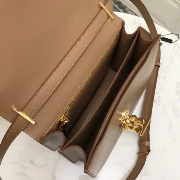 BURBERRY Medium TB Bag