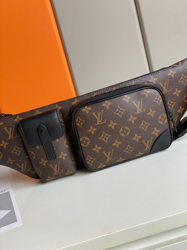 HOT SALE LOUIS VUITTON CHRISTOPHER BUMBAG