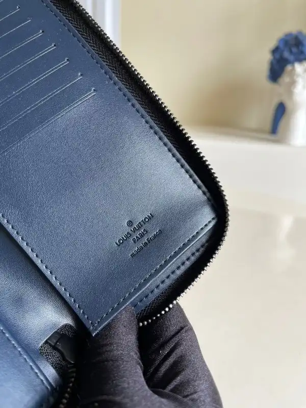 Rep LOUIS VUITTON ZIPPY WALLET