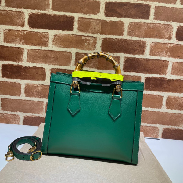 HOT SALE Gucci Diana small tote bag