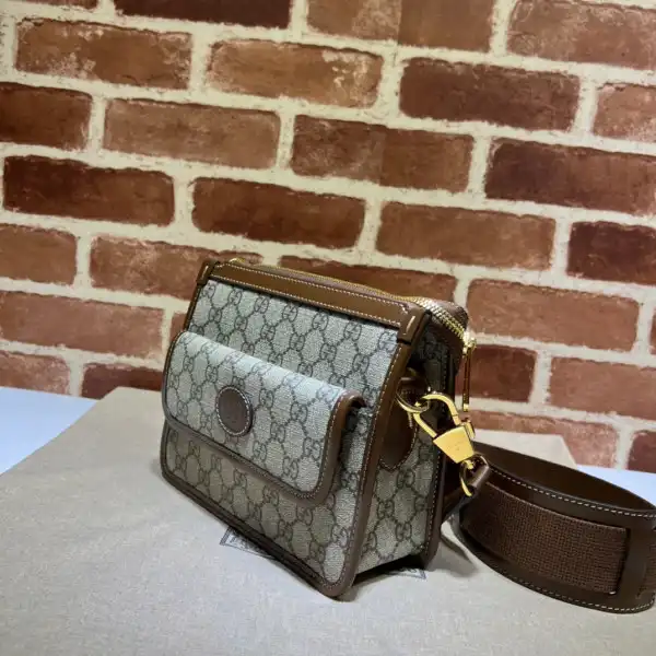 Frstbag ru Gucci Messenger bag with Interlocking G