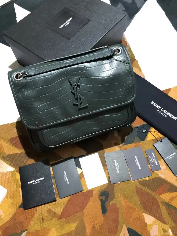 YSL NIKI MEDIUM