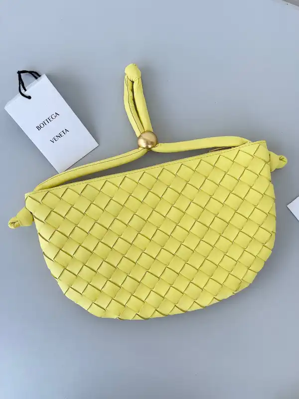 Bagsoffer BOTTEGA VENETA Turn