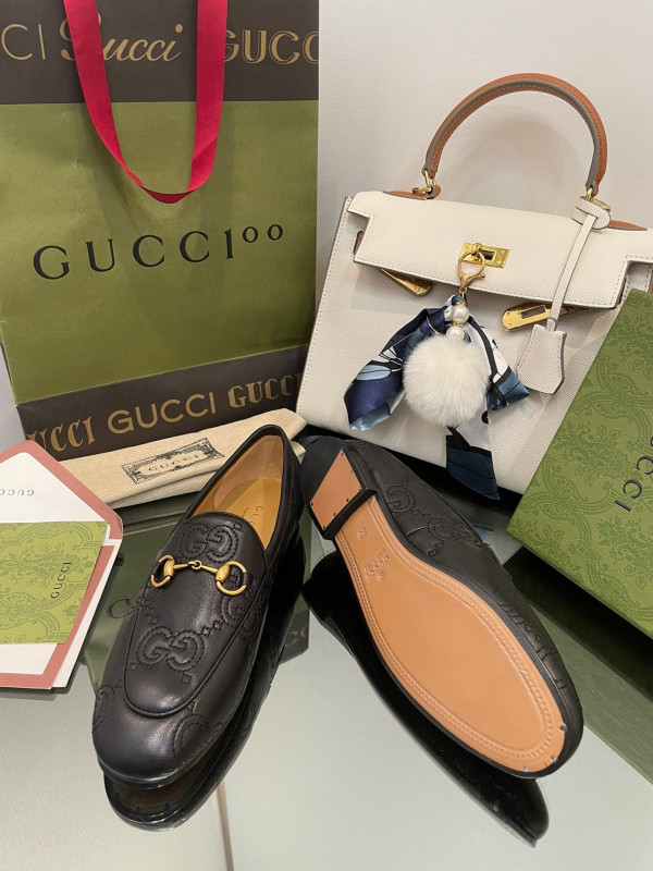 HOT SALE GUCCI GG Jordaan loafer