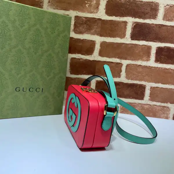 Affordable GUCCI Interlocking G mini bag