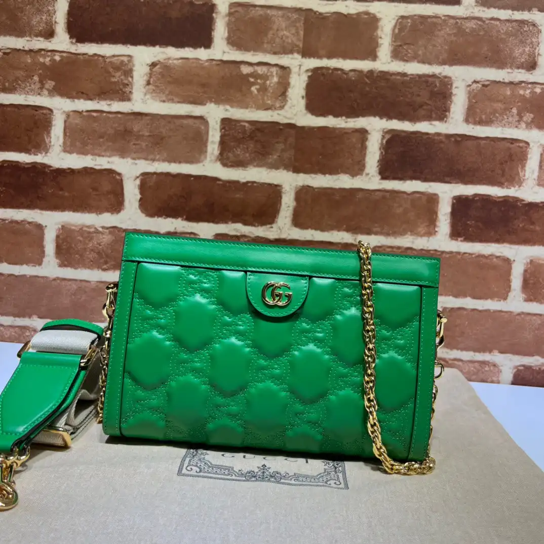 GUCCI GG matelassé leather shoulder bag