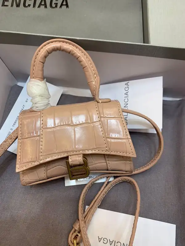 Bagsoffer yupoo BALENCIAGA HOURGLASS