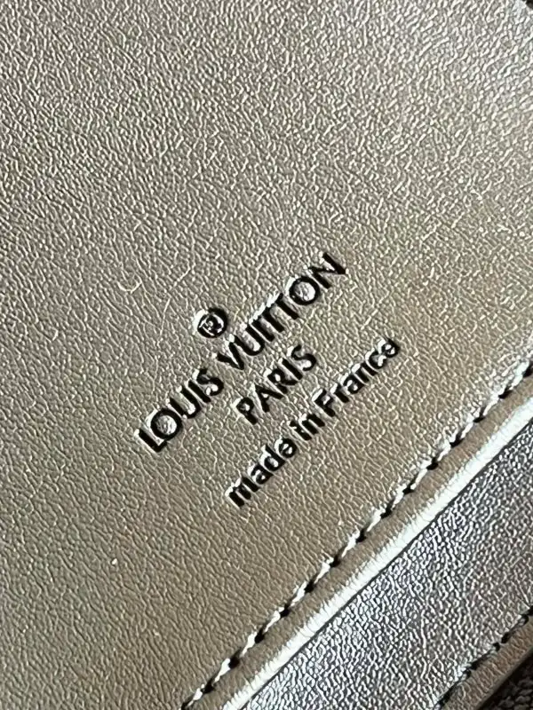 Aaa replica ru LOUIS VUITTON ZIPPY WALLET