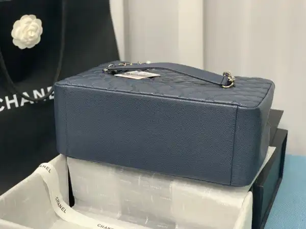 CHANEL TOTE BAG