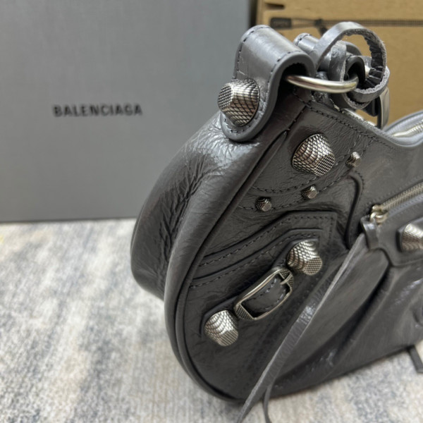 HOT SALE BALENCIAGA WOMEN'S LE CAGOLE SMALL SHOULDER BAG