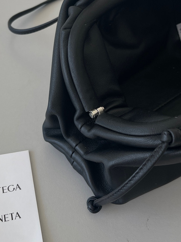 HOT SALE BOTTEGA VENETA MINI POUCH