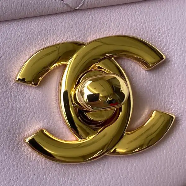 CHANEL FLAP BAG-15.5-25.5-6.5cm