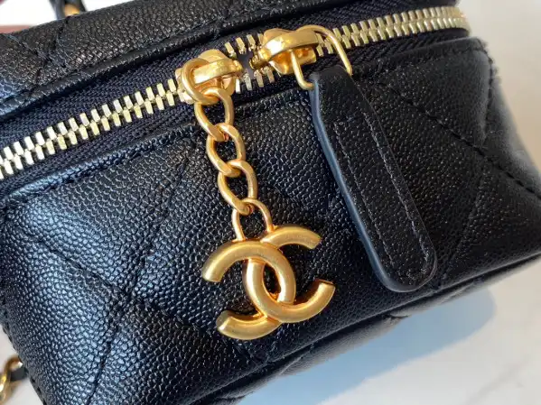 Frstbag ru CHANEL SMALL VANITY WITH CHAIN