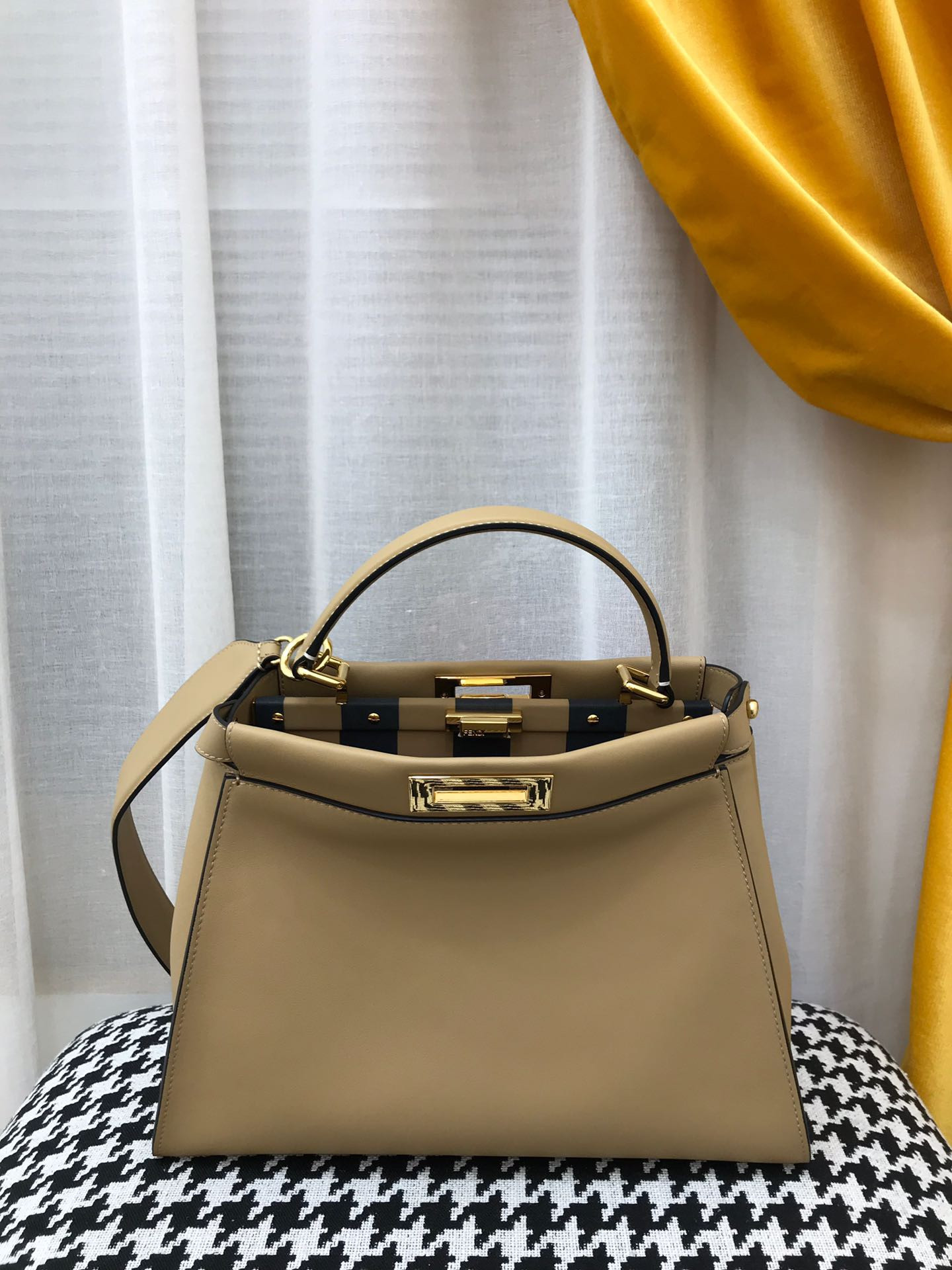 HOT SALE FENDI  MEDIUM PEEKABOO-26-33-12CM