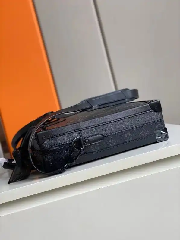 Cheap LOUIS VUITTON SOFT TRUNK