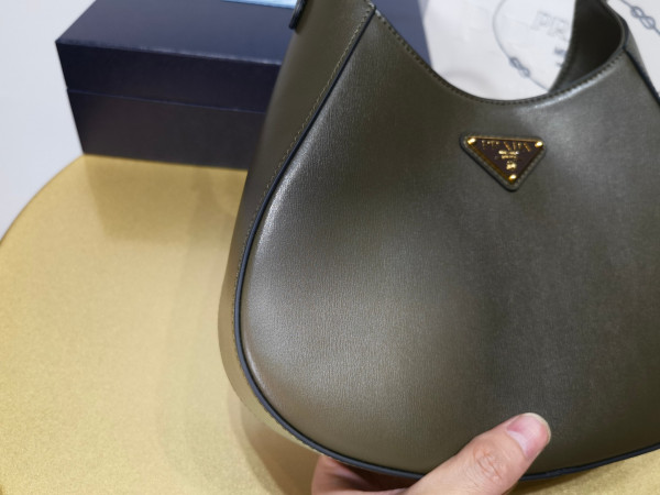 HOT SALE Prada Leather shoulder bag