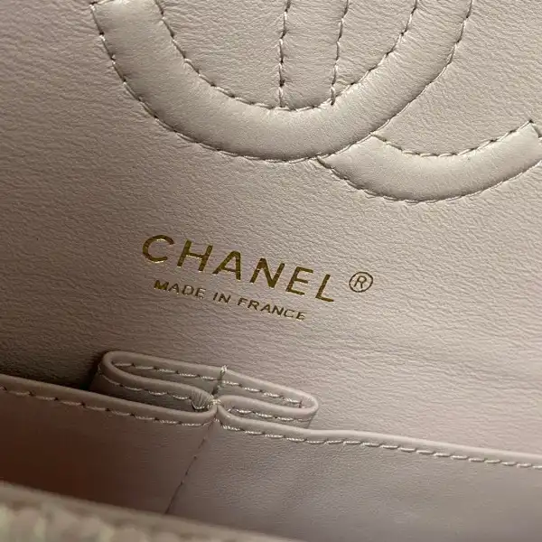 CHANEL CHANELASSIC HANDBAG