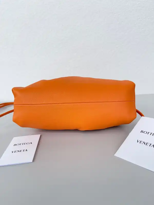 BOTTEGA VENETA MINI POUCH