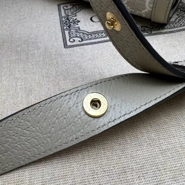 GUCCI Horsebit 1955 shoulder bag