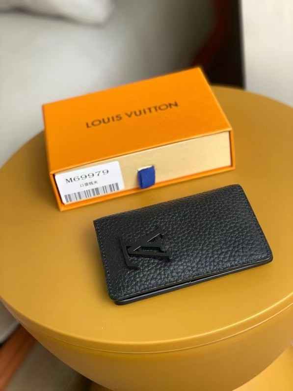 LOUIS VUITTON POCKET ORGANIZER