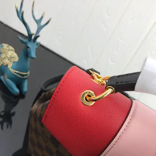 LOUIS VUITTON CHANELAPTON BACKPACK