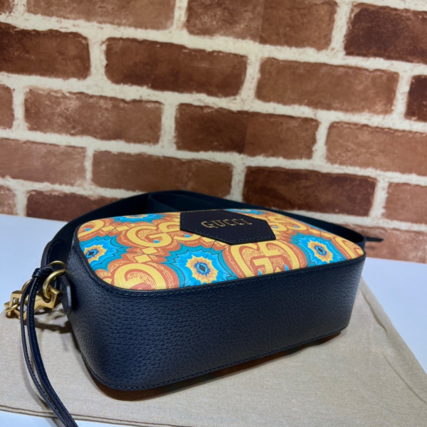 HOT SALE Gucci GG messenger bag