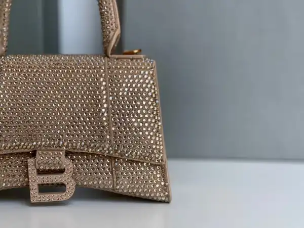 Frstbag ru BALENCIAGA HOURGLASS